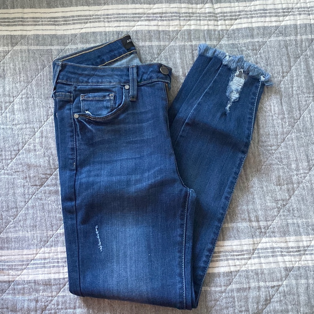 Just Black Distressed Skinny Jean